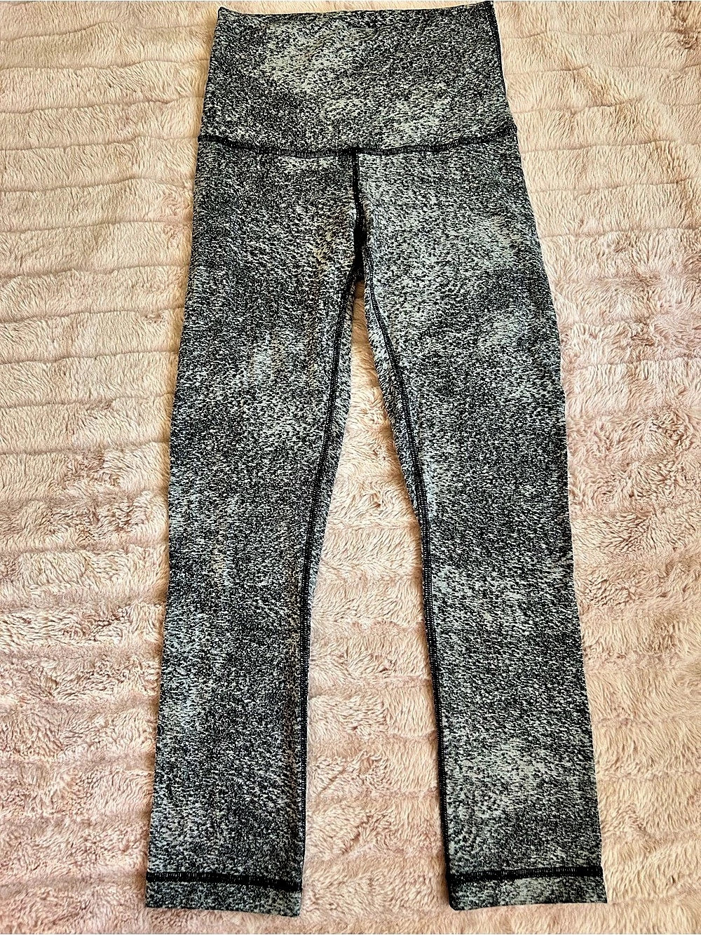 lululemon Align Crop 21" *Cross Waist Mini Space Dye Herringbone Leggings